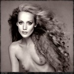 Jerry Hall, naked flashback of the week! 2