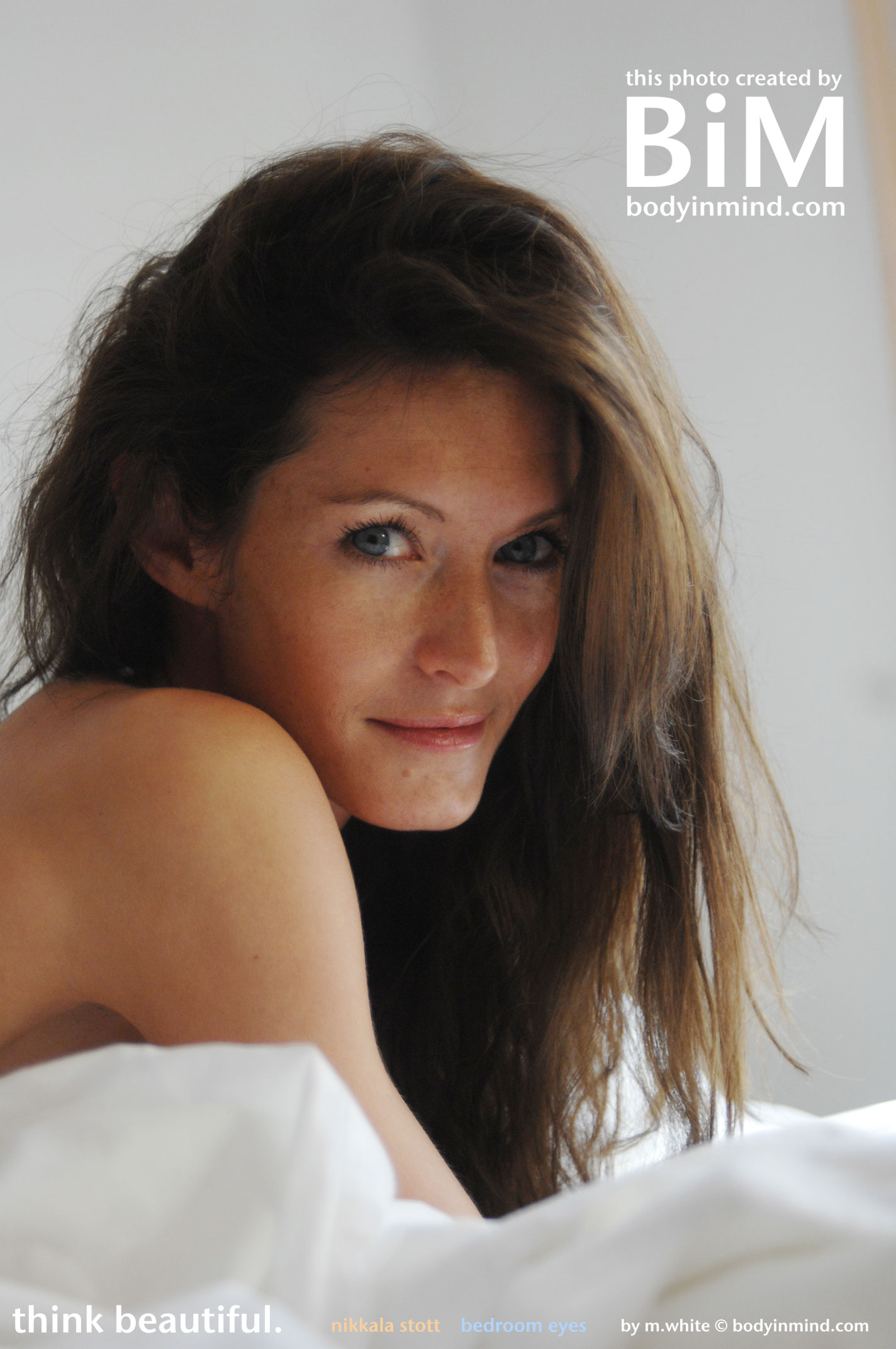 Nikkala Stott shows off her bedroom eyes for Body in Mind
