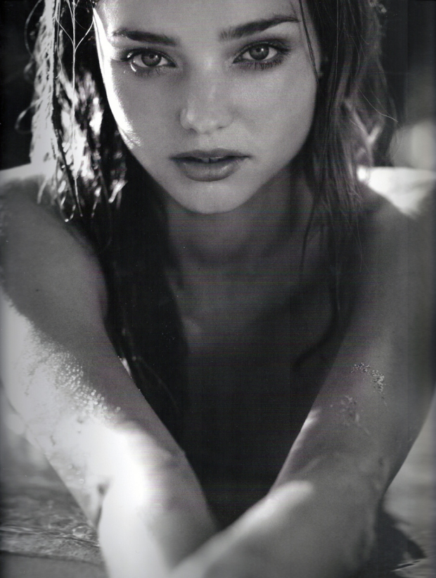 Nude photoshoot kerr miranda Miranda Kerr