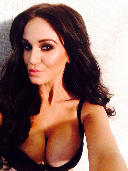 Vicky Pattison’s BTS for Zoo Magazine